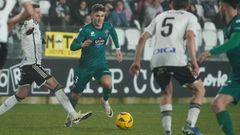 Pinchi jug� la totalidad del enfrentamiento entre el Racing y el Burgos.