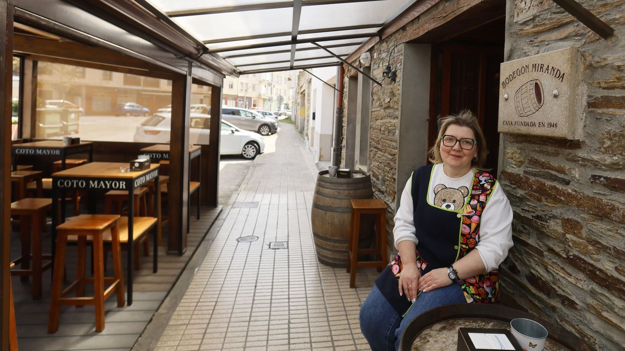 80 años del Bodegón Miranda, de vender vino en toneles a tener hoy 40 referencias de las mejores marcas: «Nada que ver antes e ahora»