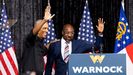 El expresidente Barack Obama, este viernes, en un mitin junto al candidato dem�crata al Senado por Georgia, Raphael Warnock