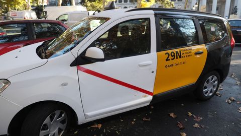 Protestan contra servicios como Uber o Cabify