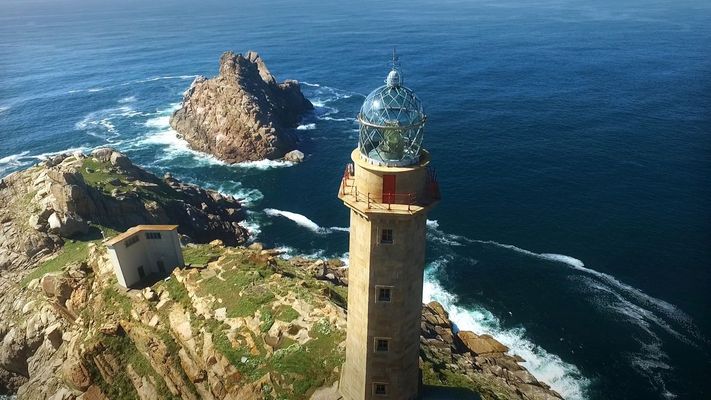 Imagen tomada con un dron del cabo Vil&aacute;n.