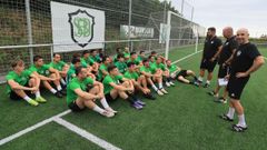 El equipo snior de la SD Burela realiz su primera sesin de pretemporada en el anexo de A Marosa