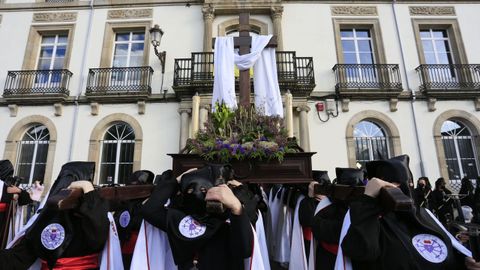 Procesin de la Virgen de los Dolores, organizada por la Cofrada del Desenclavo del Seor y de los Mayores Dolores de Mara Santsima.