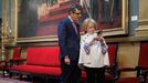 El ministro de Presidencia, Relaciones con las Cortes y Memoria Hist�rica, F�lix Bola�os, e Irene Shashar, superviviente del holocausto en Polonia  