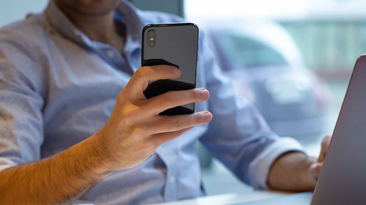 Pantalla fluida, buena batería y cámara cumplidora: el Redmi Note 14 te sorprende cada día