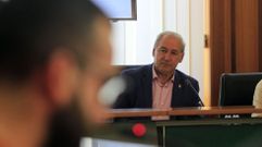 Tom�, en un debate en un pleno anterior con el concejal del BNG Manuel Luaces
