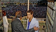 Mario Casas desata la locura en A Corua