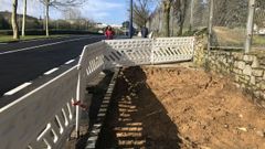 Obras en las aceras de la calle Vicente Risco, en Culleredo