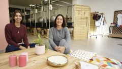 A la izquierda, Carolina Geneiro, y a la derecha Melina Miot, que abrieron O Sol Yoga y Pilates en Foz en septiembre de 2020