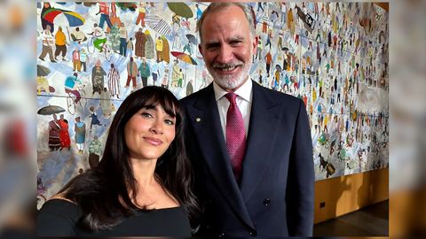 Aitana protagoniza su selfi ms natural junto al rey Felipe VI