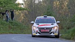Oviedo y G�mez participaron con un Peugeot 208 Rally 4.