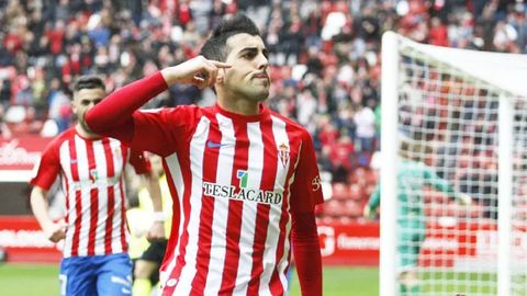 Carlos Castro, durante su etapa en el Sporting de Gij�n.