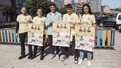 Israel Benítez, Clara Millares, Xabier Vidal, Nico Benítez y Mara Montemuíño presentaron la velada.