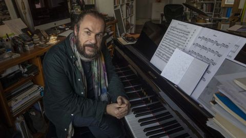 <span lang= gl >O pianista Abe R�bade, nunha imaxe recente</span>