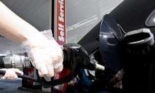 El sector critica cuestiona la calidad del combustible que ofrecen las gasolineras de bajo coste. 