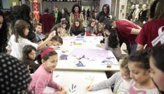 Los chavales asistieron a distintos talleres en la cuarta edici�n del festival ViolArte de Lal�n. 
