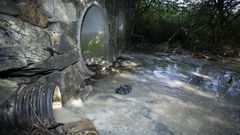 Vertido de aguas contaminadas procedentes del pol�gono industrial de Melide