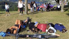 La Polic�a Nacional disuadir� la formaci�n de grupos numerosos en San Roque