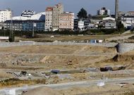 Varias m�quinas trabajan en las obras de urbanizaci�n del parque Ofim�tico.