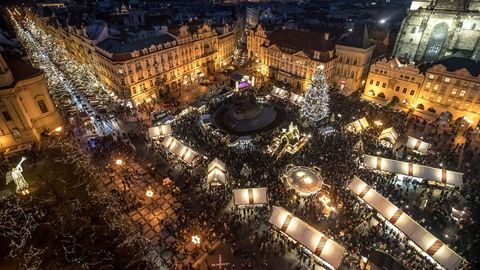 ILUMINACIÓN NAVIDEÑA EN PRAGA