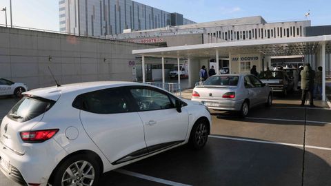 Pruebas PCR en el autocovid del HUCA