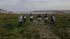 Los vecinos de Laba�ou se oponen a la urbanizaci�n de ese pol�gono