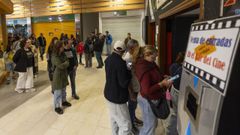 Los cines de Cee el domingo d�a 10, cuando se celebr� la campa�a para evitar el cierre.
