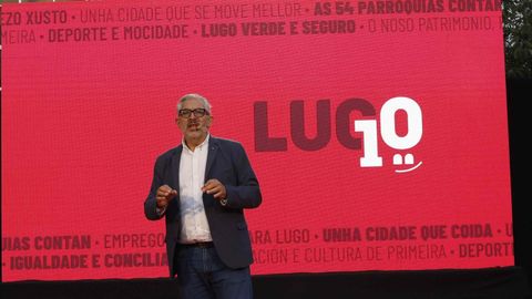 Presentaci�n de �Lugo 10� de Miguel Fern�ndez en un encuentro en A Milagrosa.