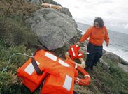Los chalecos del barco Elenita Dos aparecieron en unas rocas de la zona de Baro�a. 