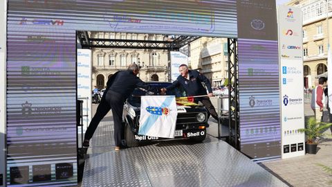 Ceremonia de salida del Rallye Rías Altas Histórico