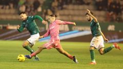 Luismi Cruz en la �ltima visita del Tenerife a A Malata.
