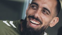 Borja Iglesias ya vuelve a entrenar con el Celta
