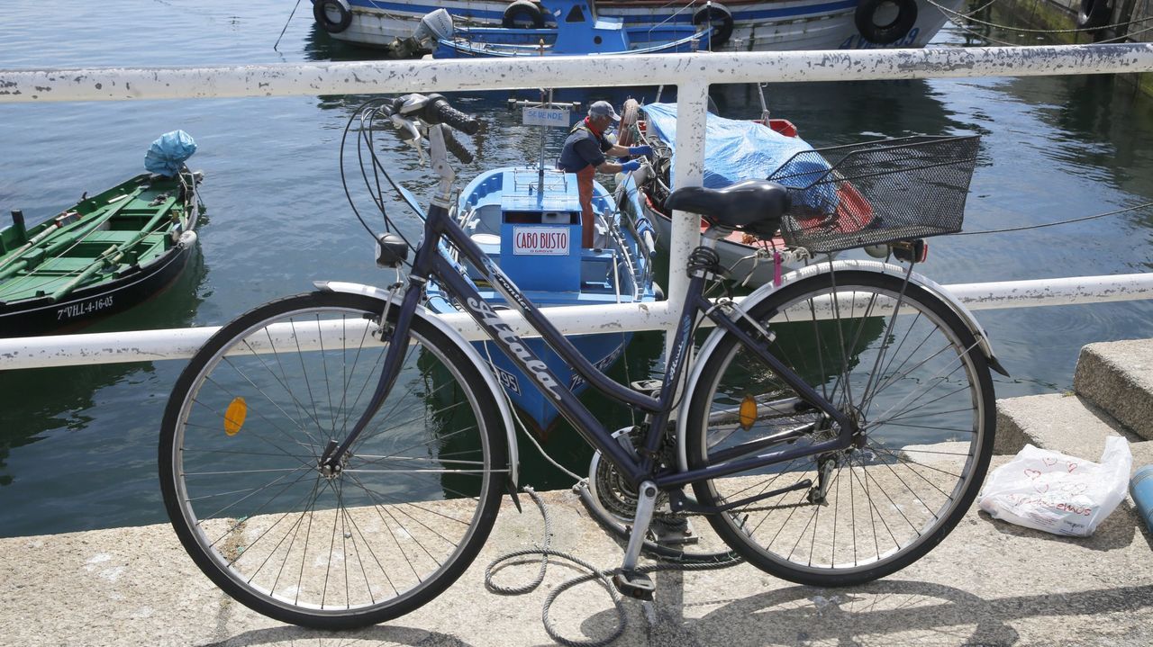 Arousa en Bici y otros tres colectivos ciclistas de Galicia exigen medidas contra la violencia en ruta