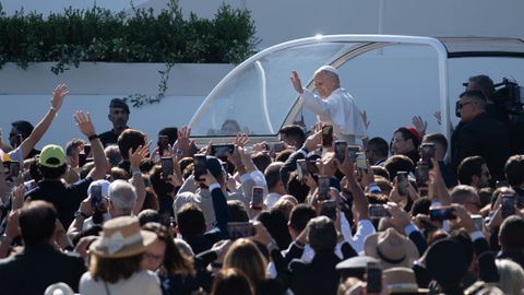 O papa Le�n XIV�chegando este xu�o �praza�de Cibeles, en Madrid.