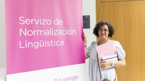 Carme Pereiro, t�cnica de Normalizaci�n Ling��stica de Carballo 