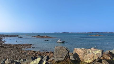 Imagen de archivo de una zona del litoral franc�s de Saint Brieuc, donde ten�a la base el pesquero Maranello, que naufrag� al suroeste de Plymouth el 29 de agosto del 2026.