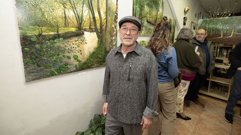 Jos� Su�rez, natural de Coristanco, na apertura da mostra 