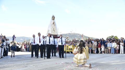 La Palomita Domingo de Resurreci�n en Muros