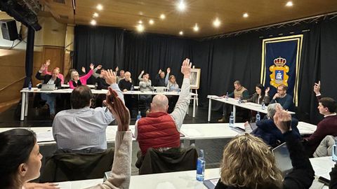 El punto sobre la aceptaci�n del legado de Ayaso se aprob� por unanimidad.