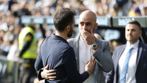 Claudio Gir�ldez, con Carlos Corber�n, antes del Celta-Valencia.