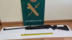 Carabina intervenida por la Guardia Civil