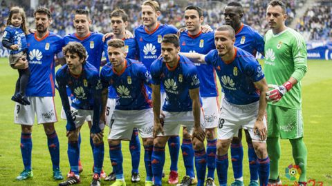 Once inicial del Real Oviedo ante el Nstic