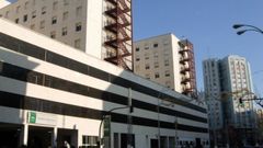 El hombre muri� horas despu�s en el hospital Puertas del Mar de C�diz.