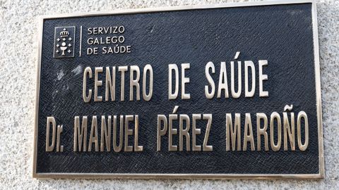 El centro de salud de Baio recibe, desde mayo, el nombre del Doctor Manuel L�pez Maro�o