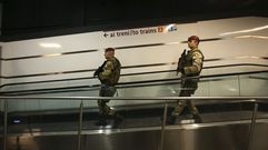 Vigilancia de la estaci�n Termini despu�s de los atentados de Par�s.
