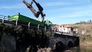 Limpieza del Nora a su paso de Las Regueras