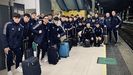 La expedicin del juvenil A del Real Oviedo, en la estacin de tren