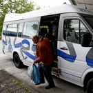 Transbordo en la estaci�n de autobuses para ir a Coles.