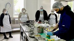 Los instructores del programa impartieron 850 horas de formaci�n vinculada a los sectores de la hosteler�a, limpieza, e industria c�rnica y conservera