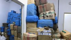 Alijo de coca y hach�s decomisado por la Polic�a